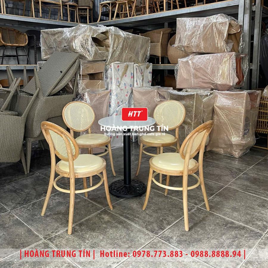 Bàn ghế cafe gỗ nệm HTT028 đẹp giá rẻ 2026