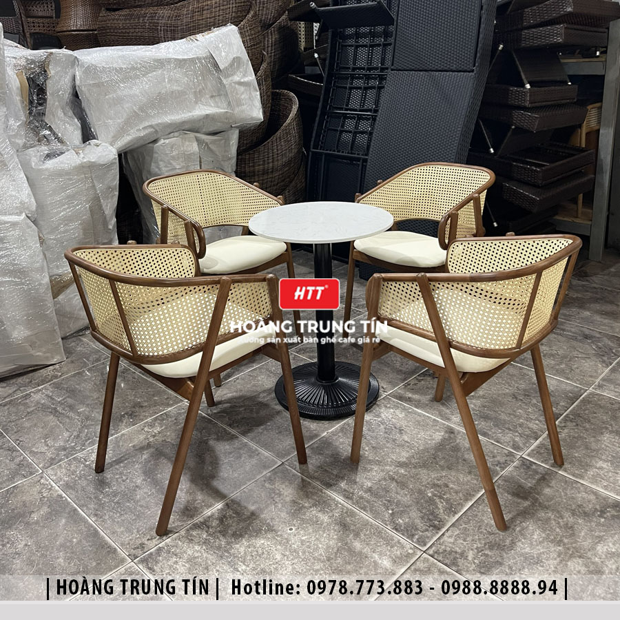 Bàn ghế gỗ nệm cao cấp HTT09 - góc chụp khác tại xưởng
