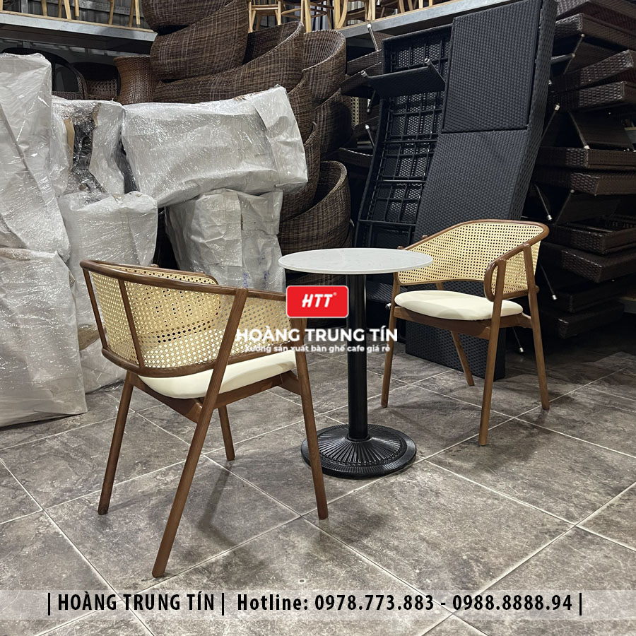 Chi tiết bàn ghế gỗ nệm cao cấp HTT09