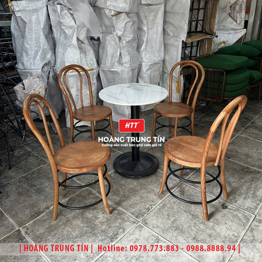 Bàn ghế cafe gỗ cao cấp HTT08 - góc chụp khác tại xưởng