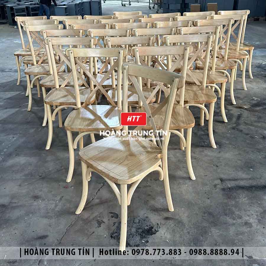 Ghế bistro mặt gỗ cafe cao cấp HTT05 - góc chụp khác tại xưởng