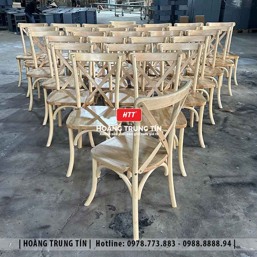 Chi tiết ghế bistro mặt gỗ cafe cao cấp HTT05