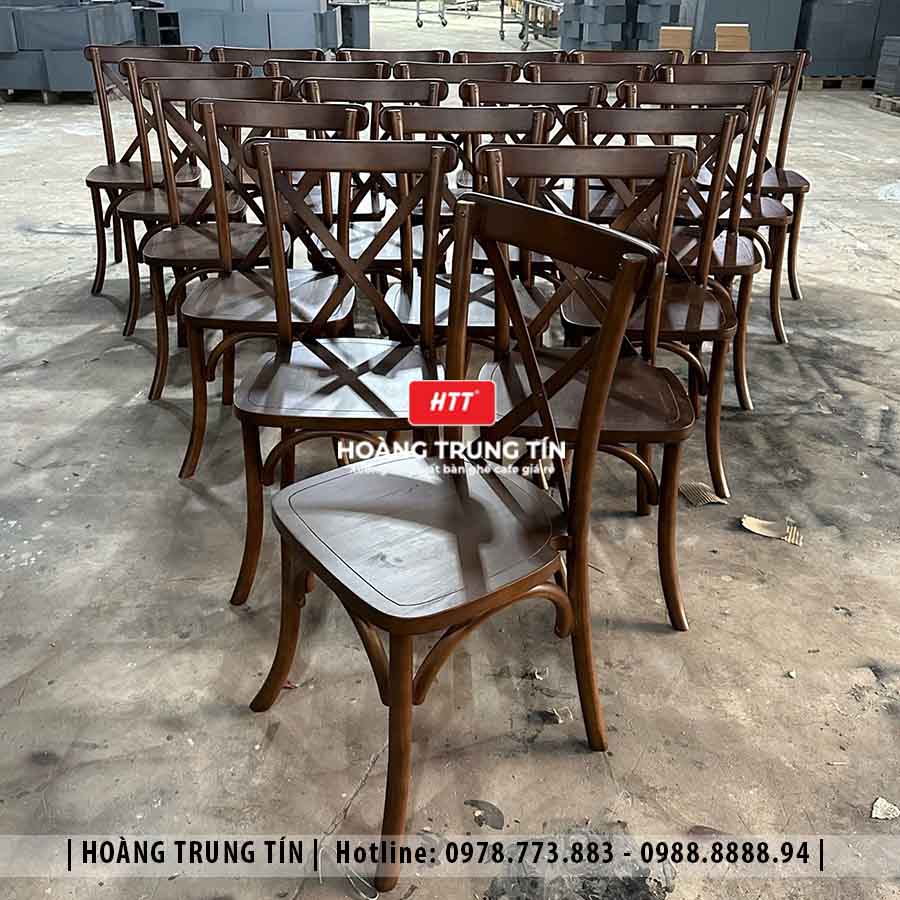 Chi tiết ghế bistro mặt gỗ cafe cao cấp HTT06
