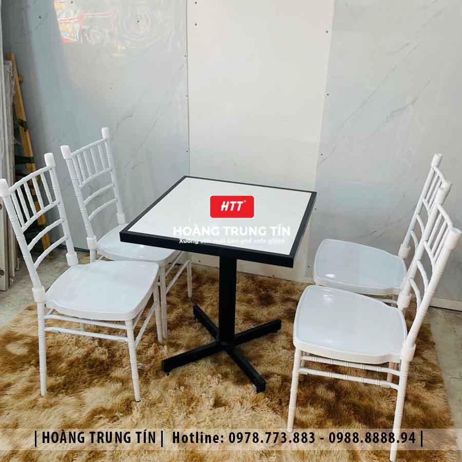 Bàn ghế cafe nhựa đúc ngoài trời HTT05