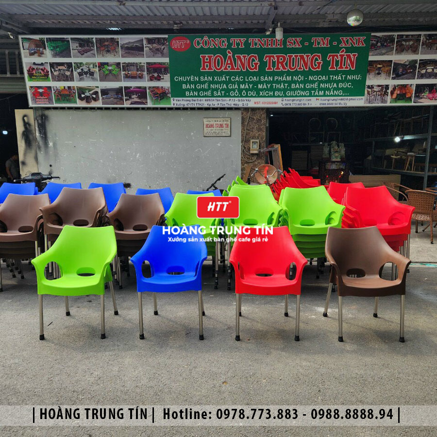 Bàn ghế cafe nhựa đúc ngoài trời HTT08
