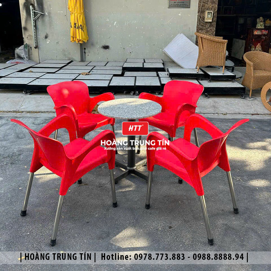 Bàn ghế cafe nhựa đúc ngoài trời HTT03