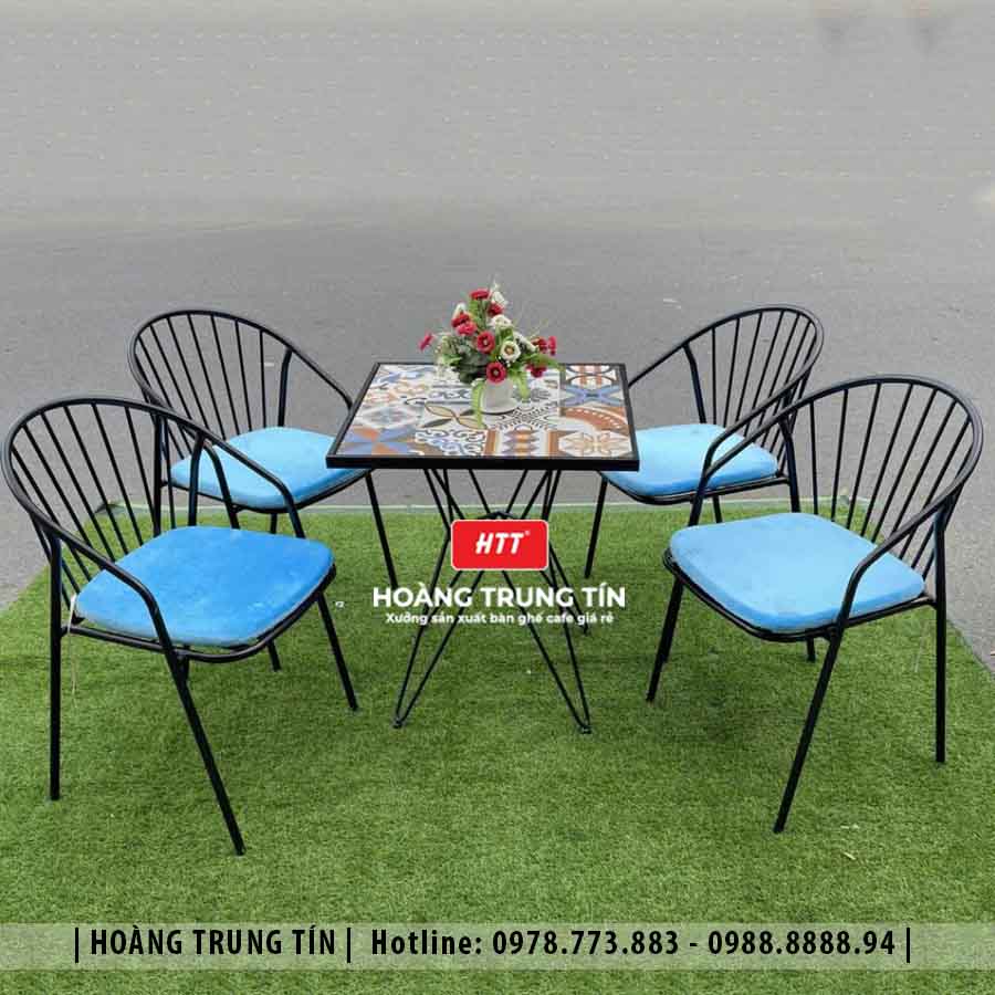 Bàn ghế sắt cafe ngoài trời HTT15