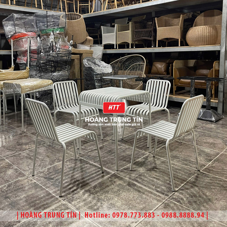 Bàn ghế sắt cafe ngoài trời HTT26