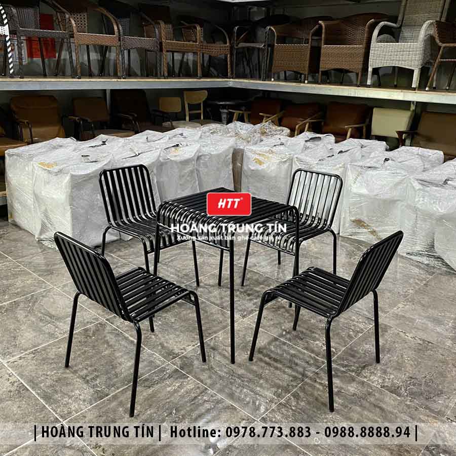 Bàn ghế sắt cafe ngoài trời HTT12