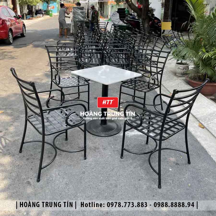 Bàn ghế sắt cafe ngoài trời HTT02