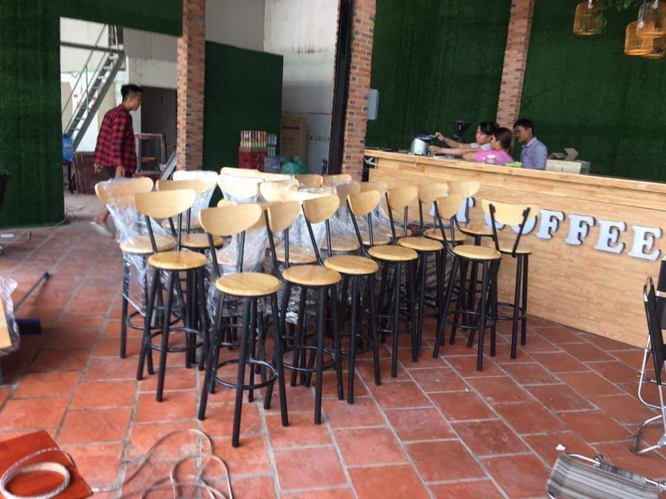 BÀN GHẾ SẮT HTT 19