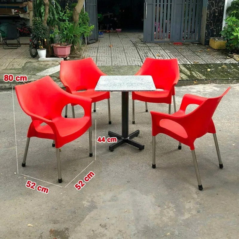 bo-ban-ghe-nhua-duc-chan-inox-gi