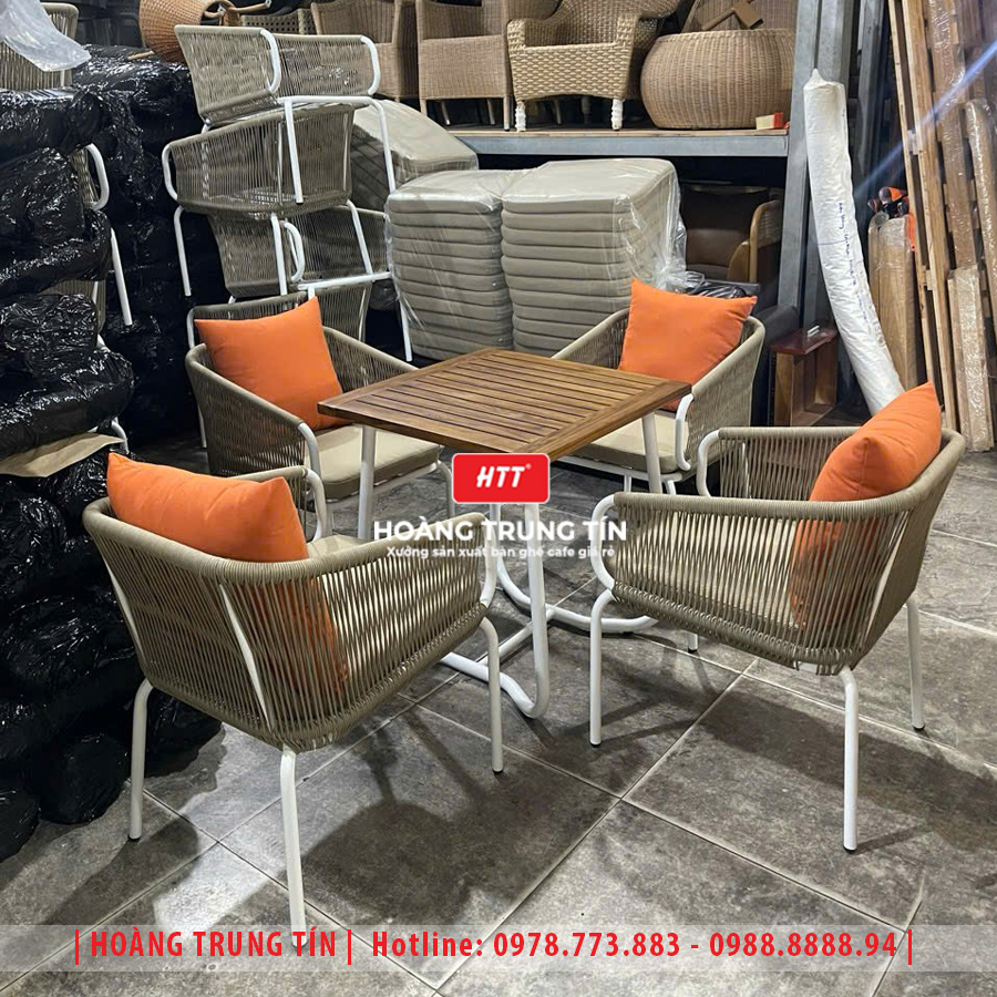 Bàn ghế đan dây dù ngoài trời HTT01