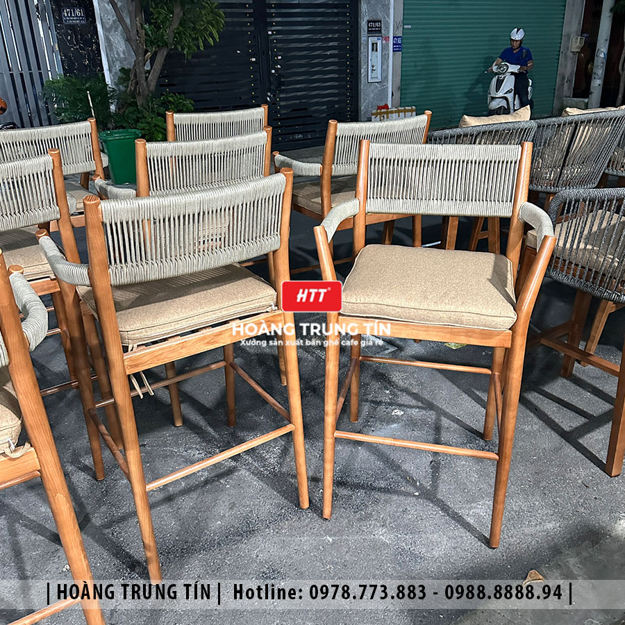 Ghế bar khung gỗ đan dây dù HTT01