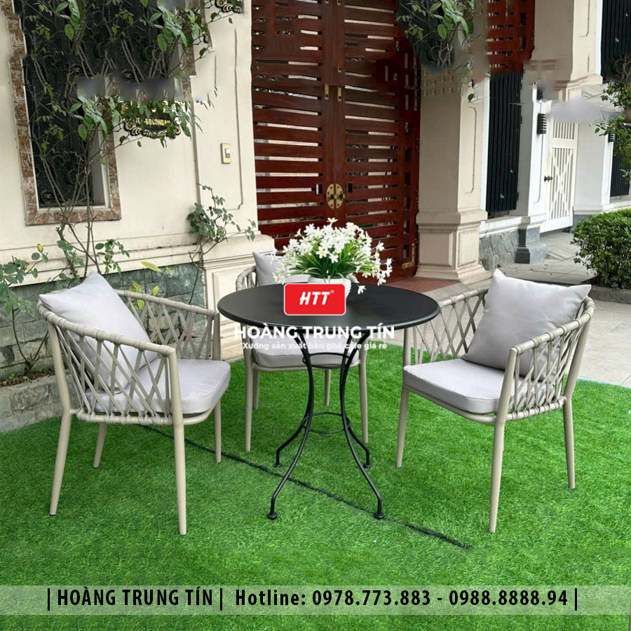 Bàn ghế cafe sắt đan dây dù HTT01