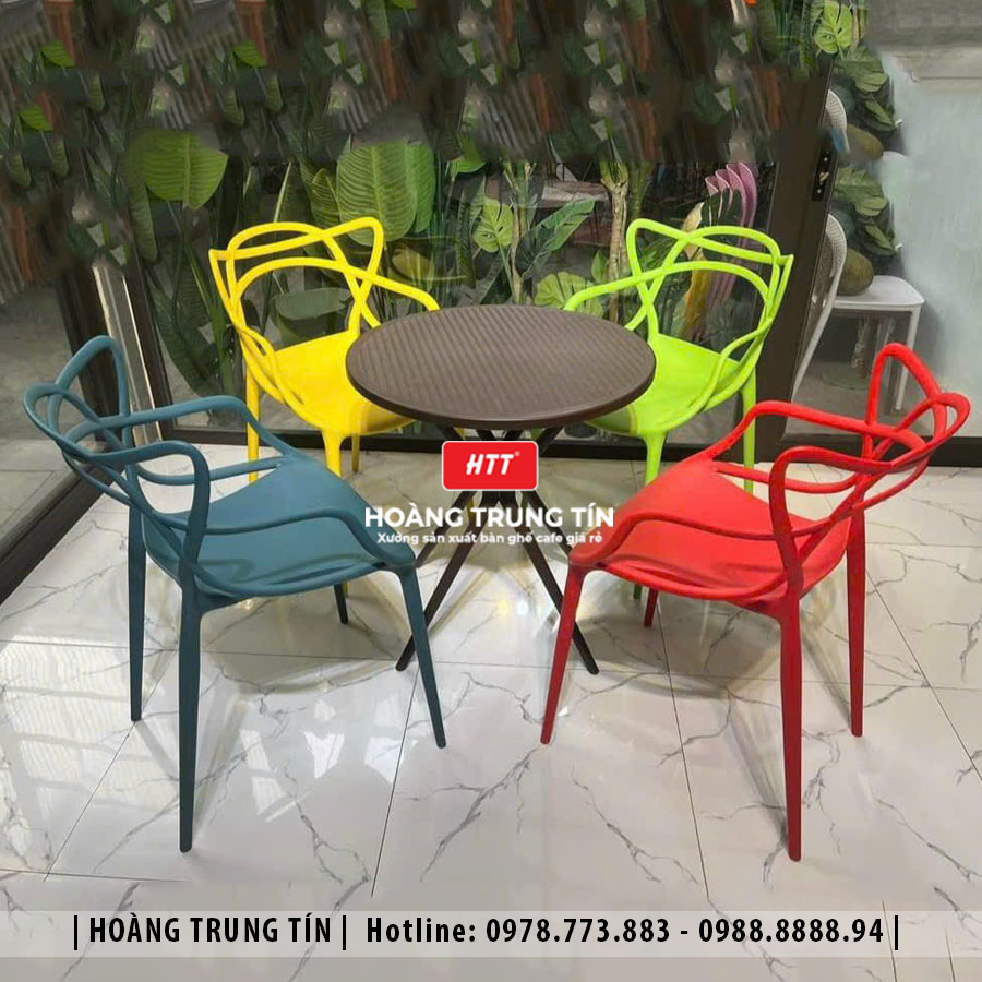 Ghế nhựa đúc nguyên khối HTT11