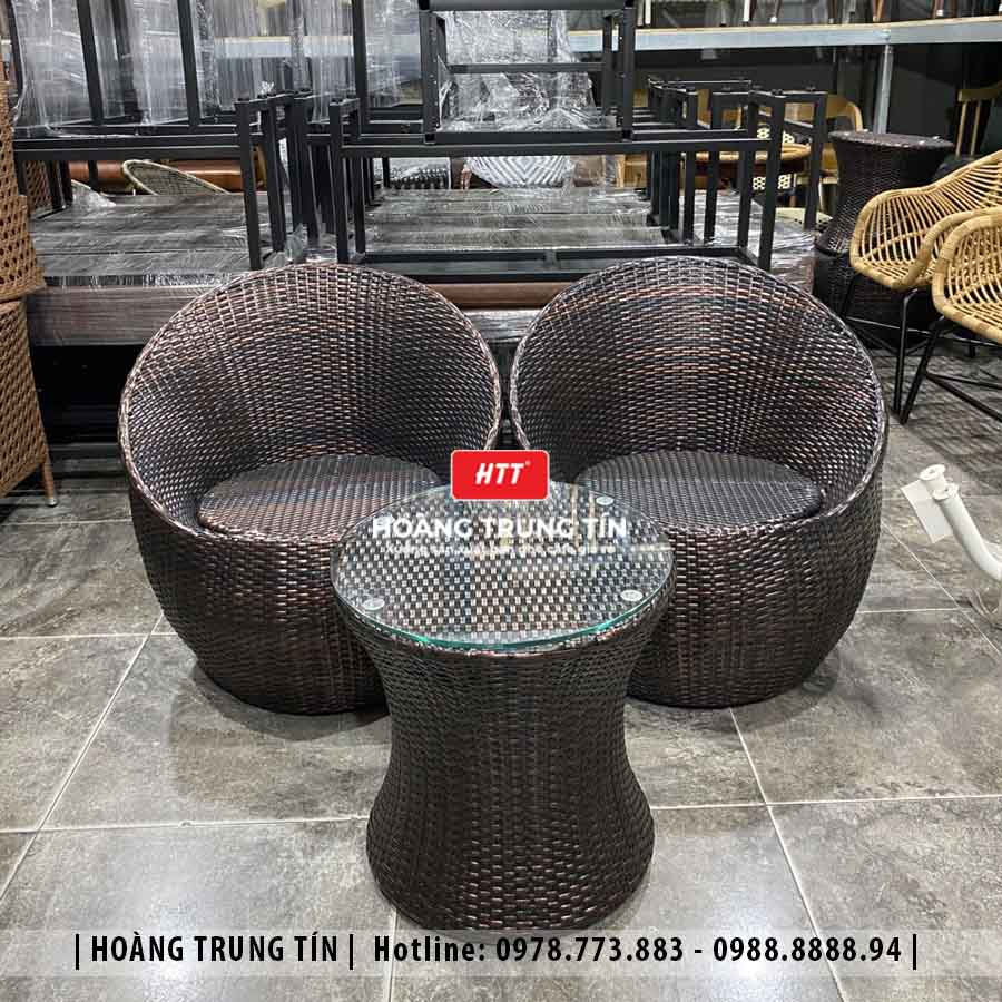 Bàn ghế trứng đan nhựa giả mây HTT01