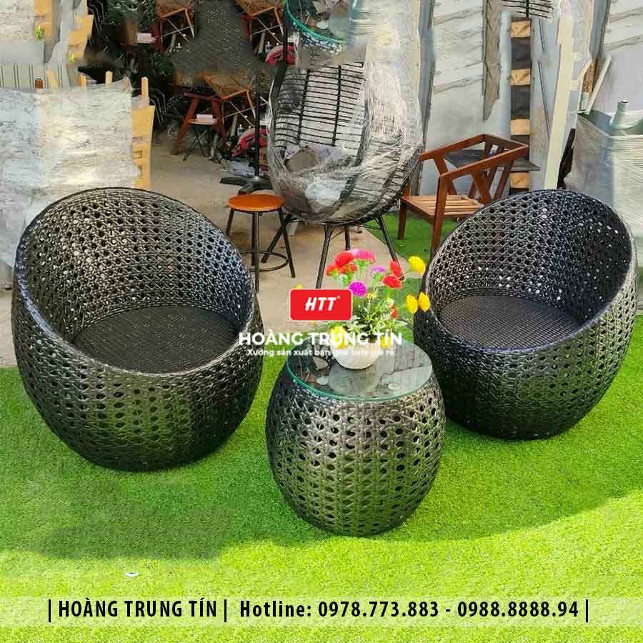 Bàn ghế trứng đan nhựa giả mây HTT02