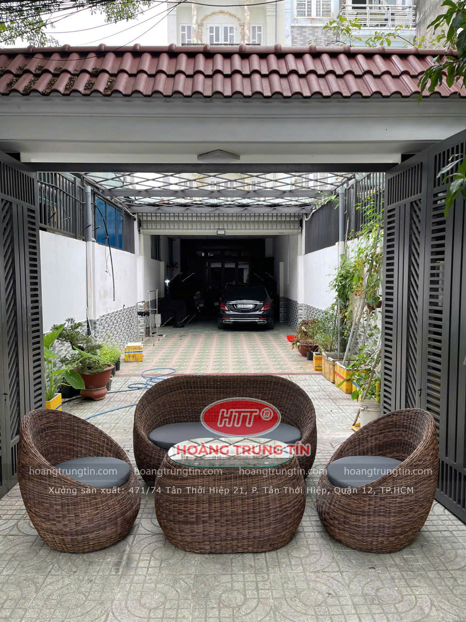 B&agrave;n Ghế Trứng Đan Nhựa Giả M&acirc;y M&agrave;u N&acirc;u Đậm