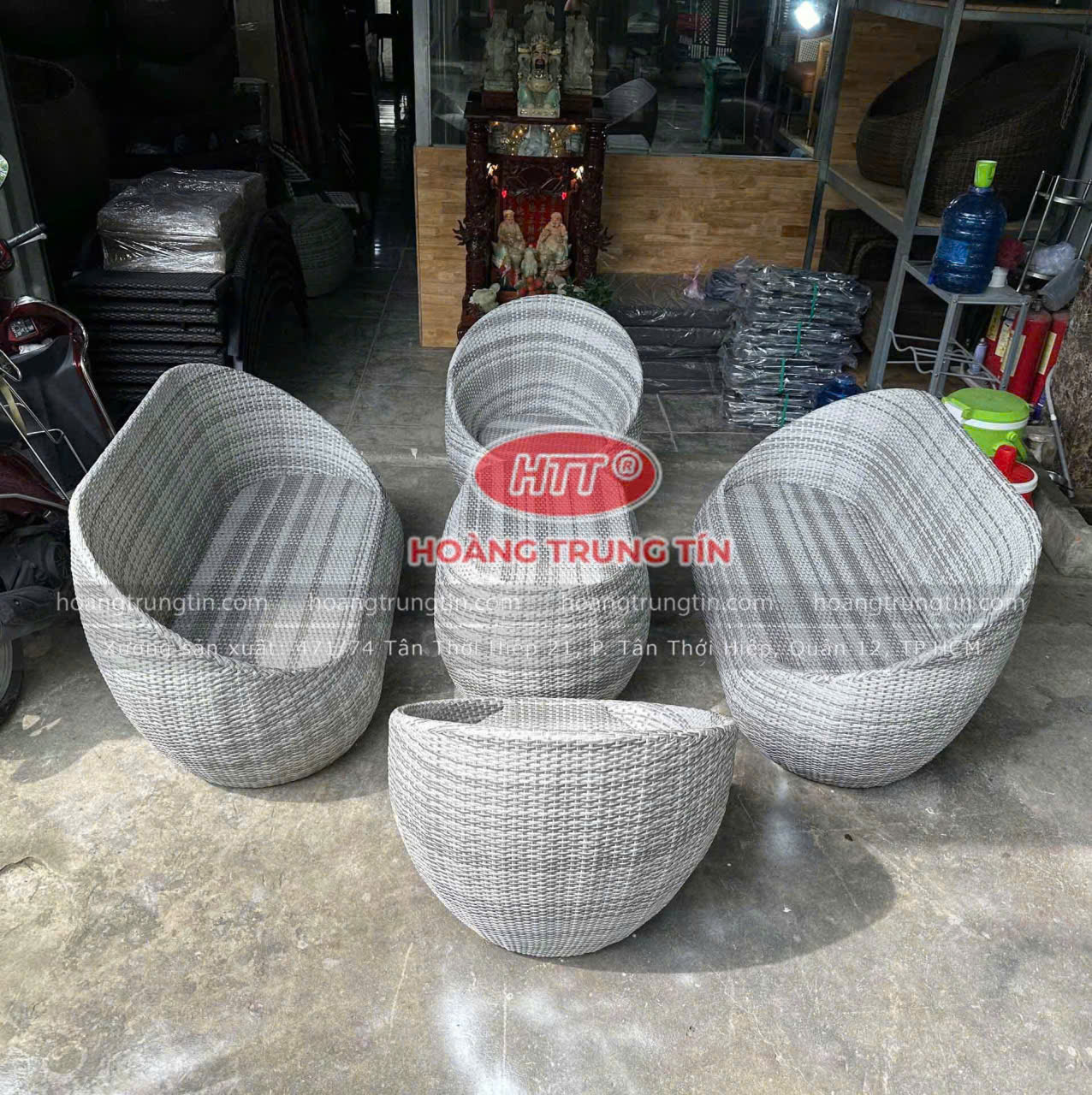 Bàn Ghế Trứng Đan Nhựa Giả Mây Màu Trắng Xám