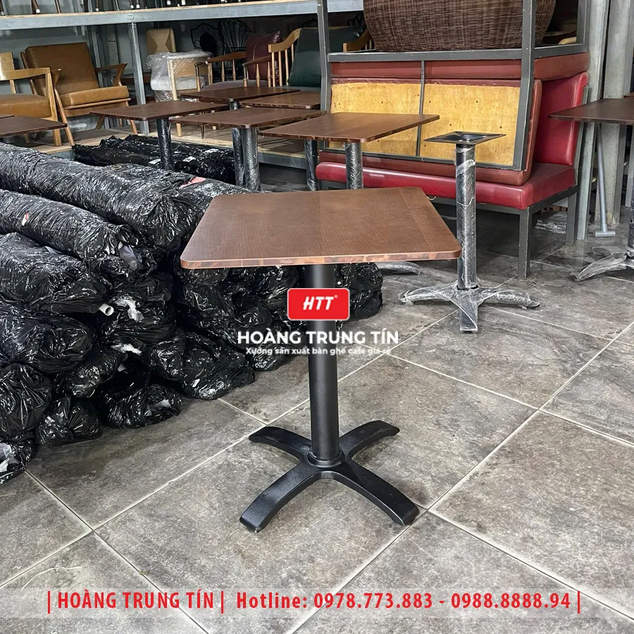 ban-cafe-sat-mat-go-htt