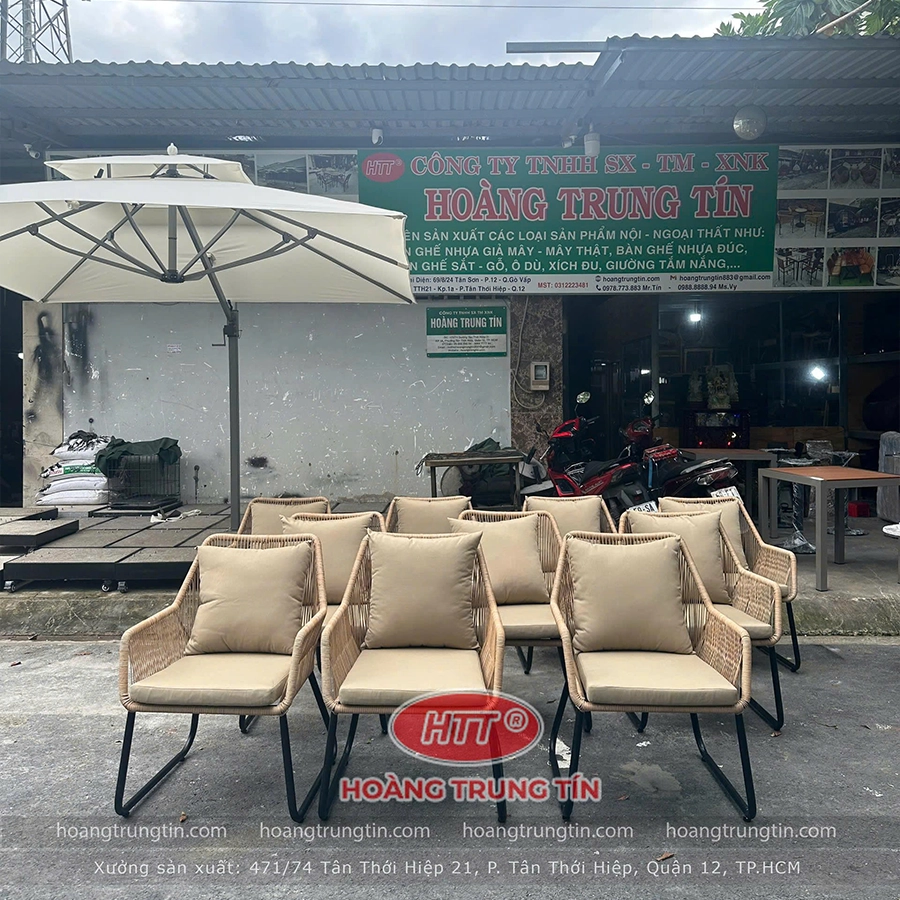 Bộ b&agrave;n ghế đan nhựa giả m&acirc;y HTT 01-7