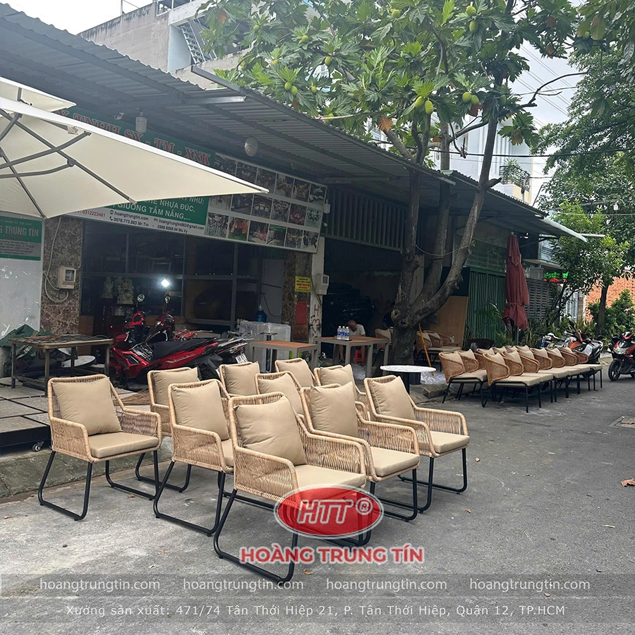 Bộ b&agrave;n ghế đan nhựa giả m&acirc;y HTT 01-8