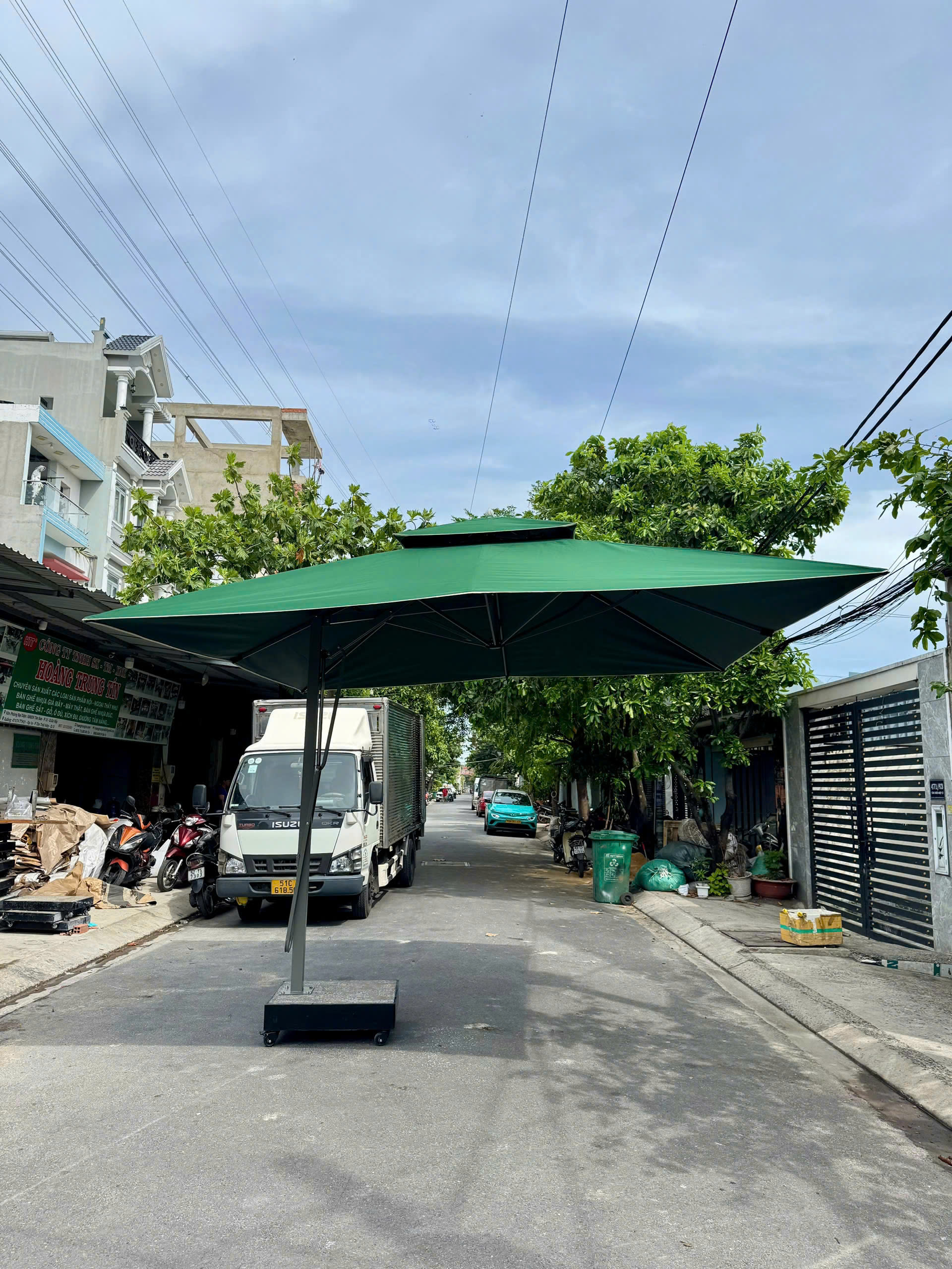 Dù che nắng chính tâm khung gỗ 3m HTT02
