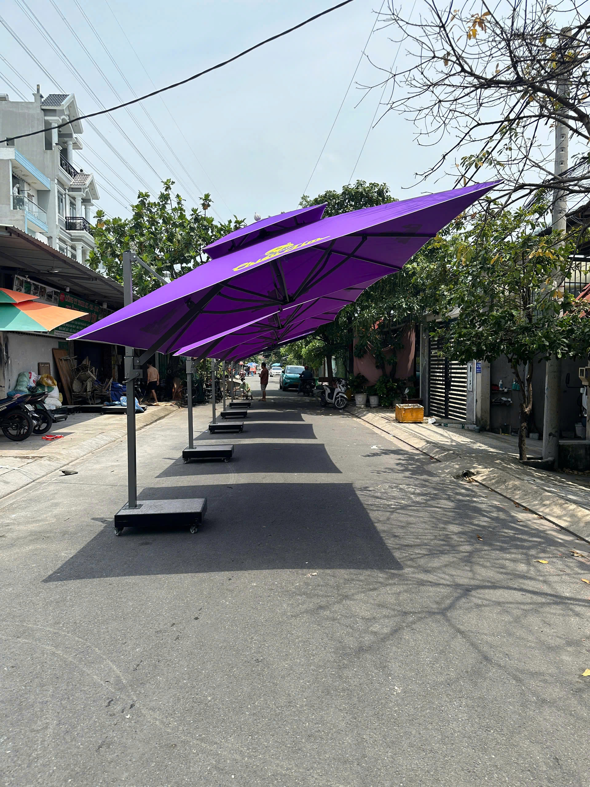 Dù cafe che nắng lệch tâm vuông 4m HTT-01