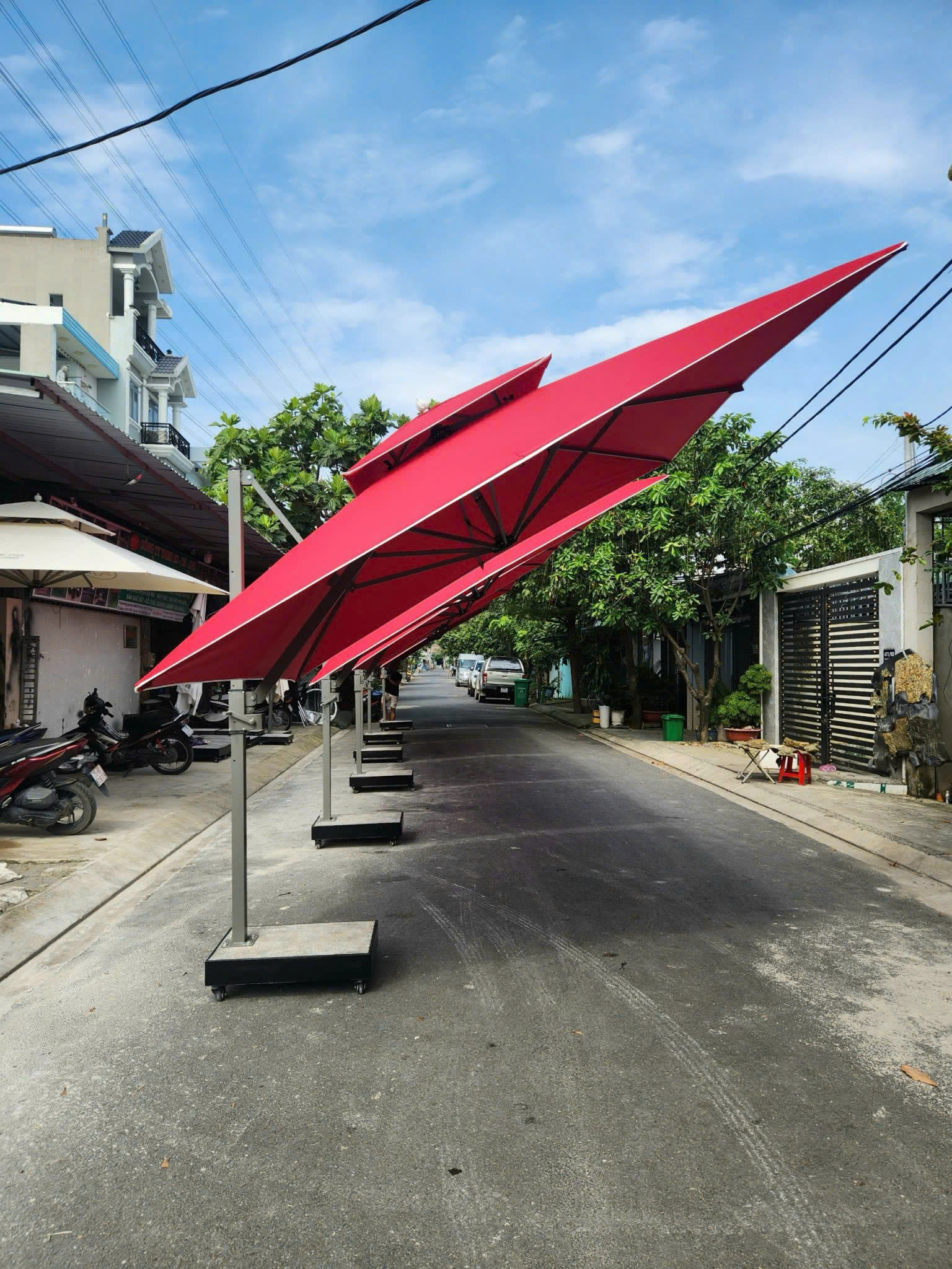 Dù lệch tâm vuông 2m5 in theo yêu cầu HTT01