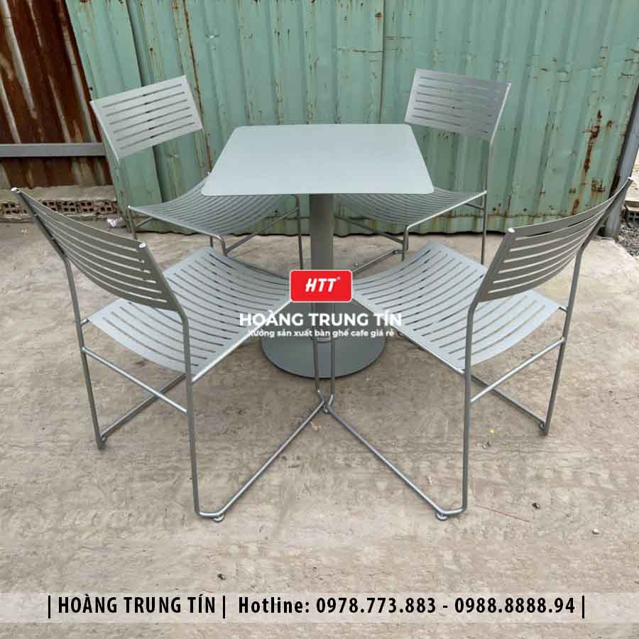 Bàn ghế cafe sắt ngoài trời HTT05
