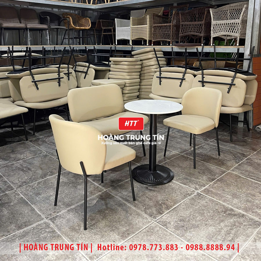 Bàn ghế cafe sắt nệm cao cấp HTT36