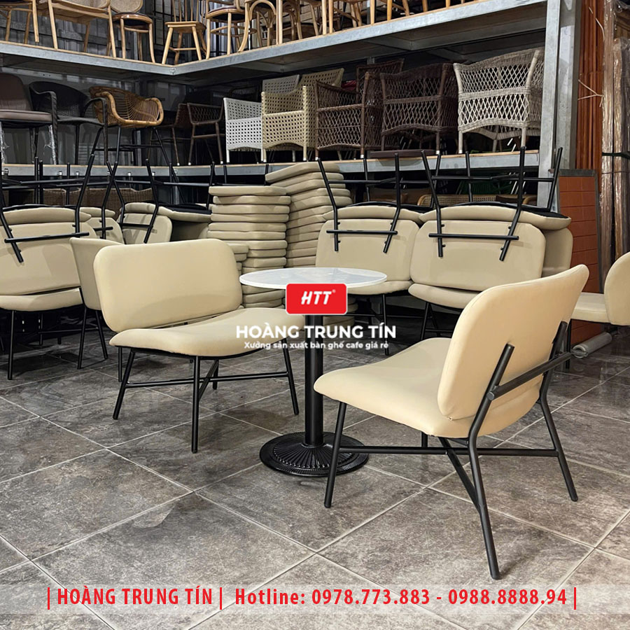 Bàn ghế cafe sắt nệm cao cấp HTT36