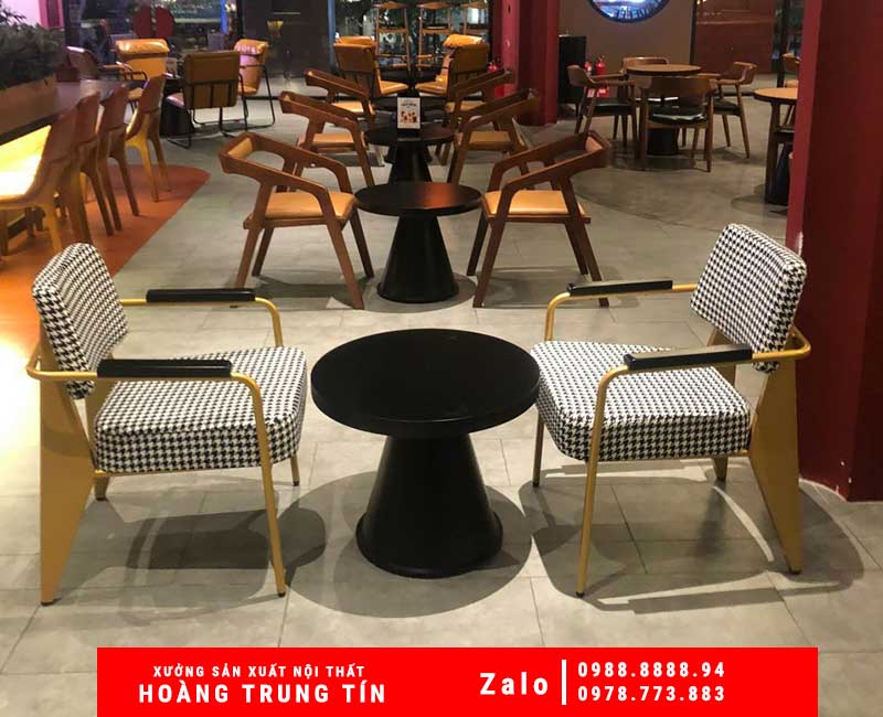 Bộ bàn ghế sofa sắt nệm HTT-02