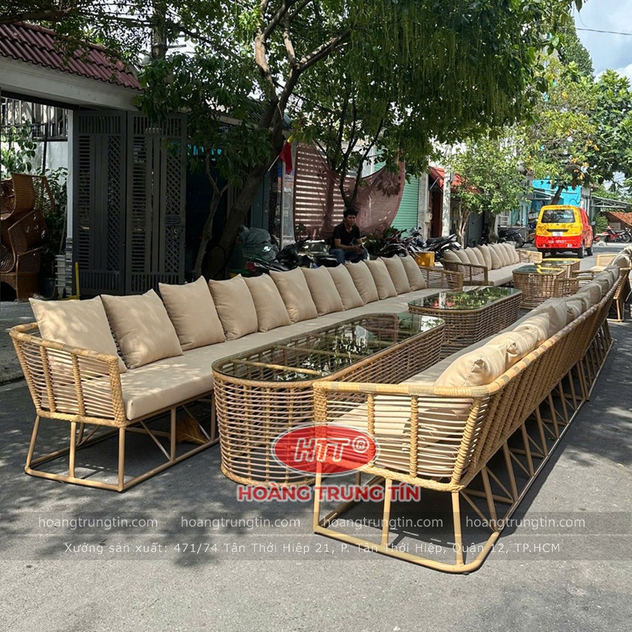 Sofa nhựa giả m&acirc;y cho qu&aacute;n cafe resort 2026