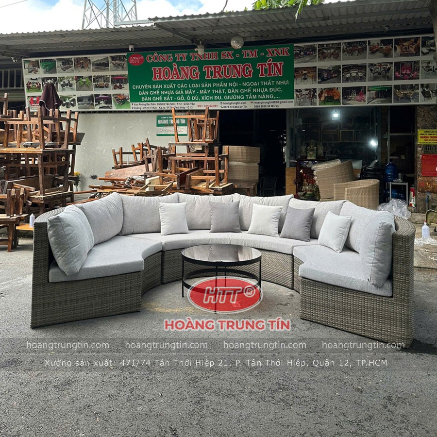 Sofa nhựa giả m&acirc;y d&aacute;ng g&oacute;c cho qu&aacute;n cafe Indochine