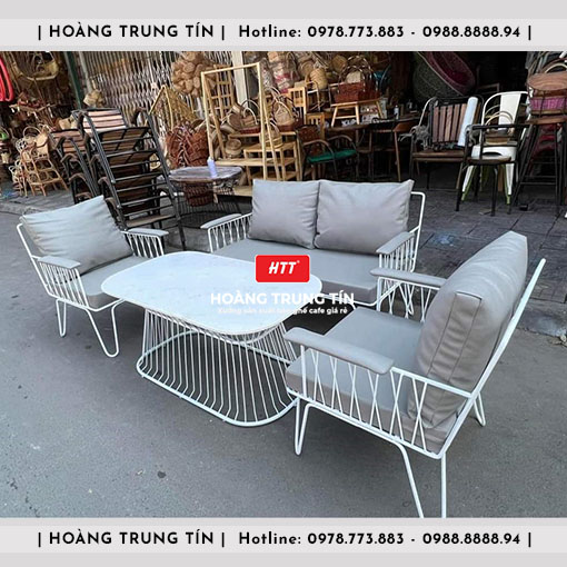 Sofa sắt nệm cao cấp theo yêu cầu HTT04