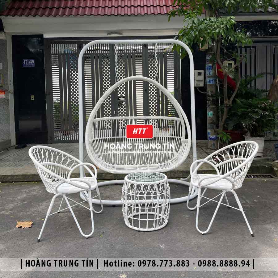 Xích đu đôi đan nhựa giả mây ngoài trời HTT15