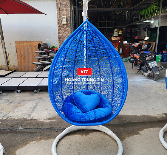 Mẫu xích đu ưa chuộng dành cho quán cafe