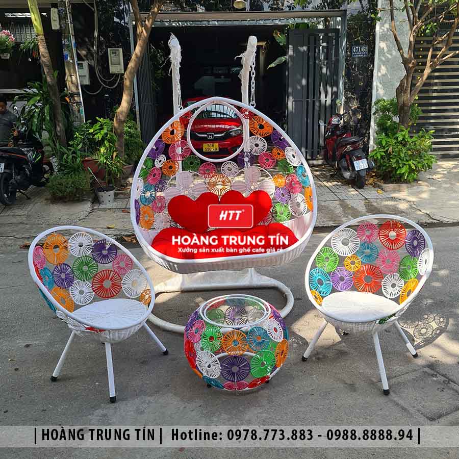 Xích đu đan nhựa giả mây ngoài trời HTT07