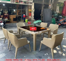 Bàn ghế nhà hàng đan nhựa mây HTT032