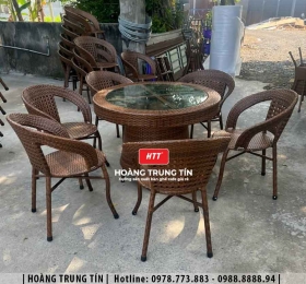 Bàn ghế nhà hàng đan nhựa mây HTT004