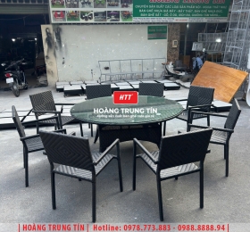 Bàn ghế nhà hàng đan nhựa mây HTT039