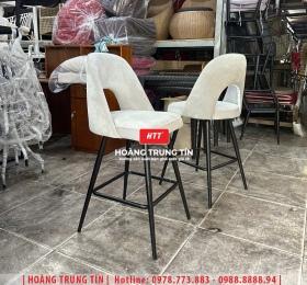 Bàn ghế bar sắt nệm HTT02