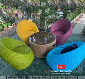 Bàn ghế sofa trứng đan nhựa mây HTT037