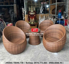 Bàn ghế sofa trứng đan nhựa mây HTT020