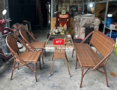 Mẫu bàn cà phê đẹp được ưa chuộng nhất hiện nay