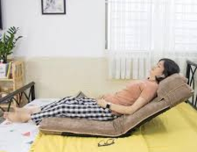 Ghế giường nằm cho người già: Tối ưu không gian, tăng tiện nghi sống