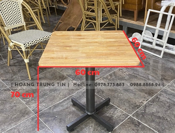 Mẫu Bàn Cafe Chân Sắt Mặt Gỗ Cao Su Vuông