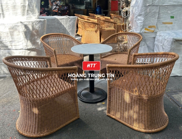 Bàn ghế cafe đan nhựa mây cao cấp HTT051